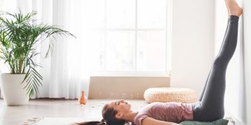 ginnastica posturale: cos'è, a cosa serve, benefici e esercizi da fare in casa