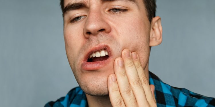 granuloma dentale: cos'è, cause, sintomi e come si cura