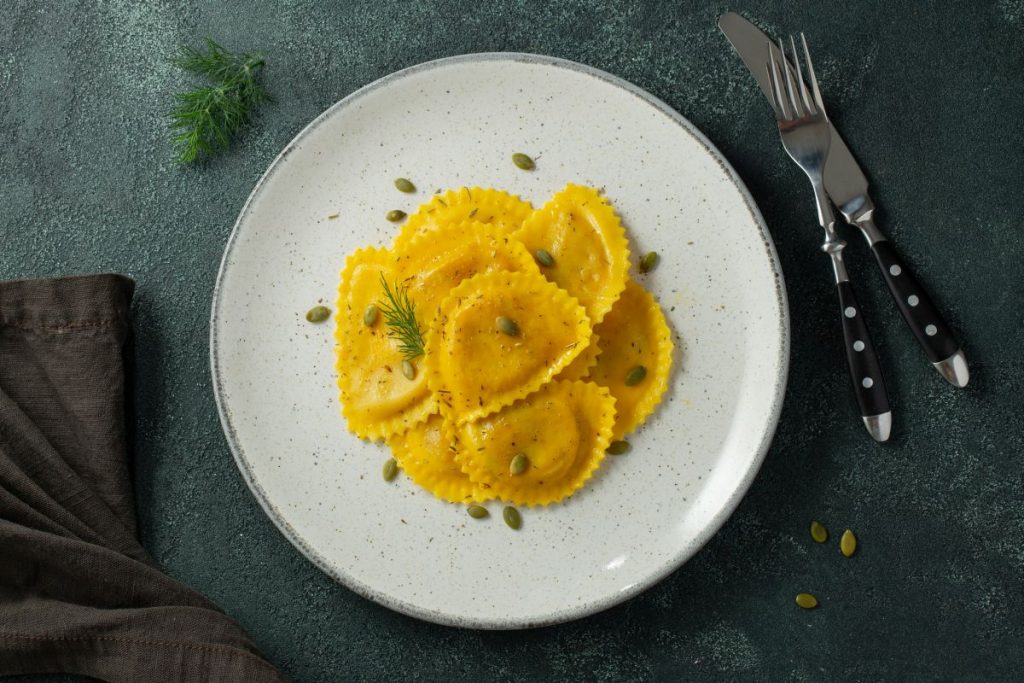 Tortelli di zucca: la ricetta dei ravioli ripieni - Melarossa