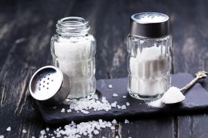 Nutrizione 8 Sale iodato: cos’è, caratteristiche, differenza con gli altri sali, proprietà e benefici, perché e quanto usarne