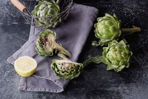 Come pulire i carciofi in poche semplici mosse con lo step by step fotografico