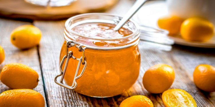 marmellata di mandarini cinesi o kumquat