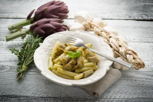 Pasta con i carciofi: la ricetta di un primo piatto gustoso