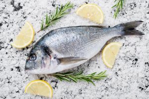 Orata al sale, un secondo veloce, leggero e appetitoso