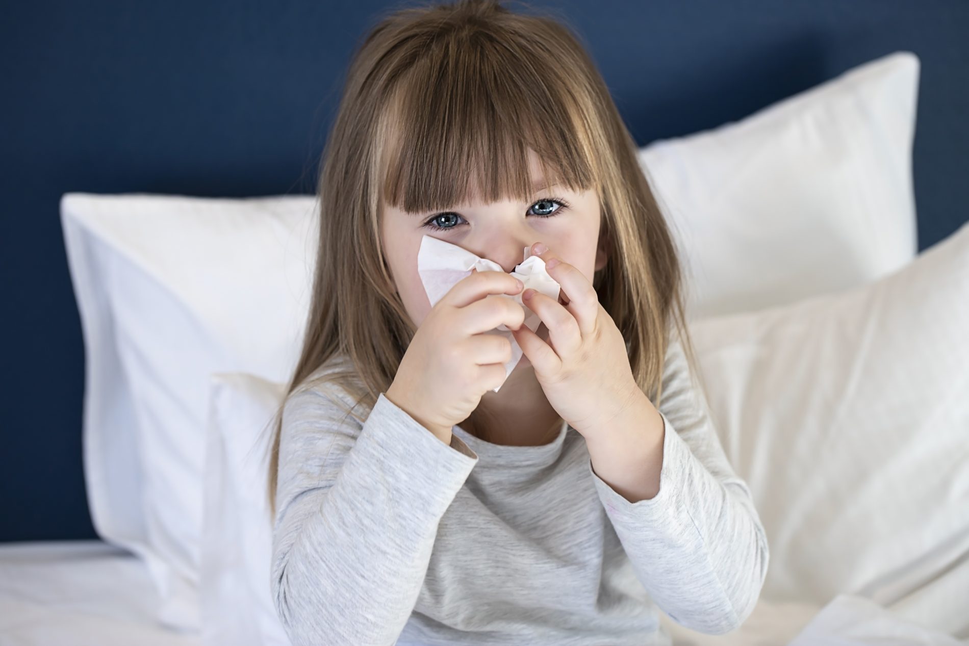 raffreddore: cos'è, cause, sintomi, cure e rimedi naturali