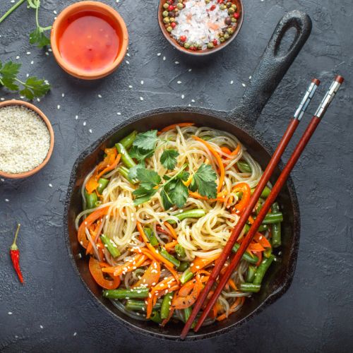 Spaghetti di riso con verdure