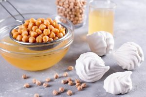 Aquafaba, l’alternativa vegetale all’albume da fare a casa