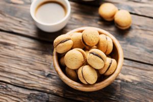 Baci di dama, i biscotti piemontesi belli e golosi
