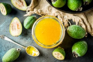 Feijoa: il frutto esotico dai tanti benefici per la salute