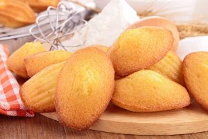 Madeleine: ricetta originale e storia dei dolcetti francesi