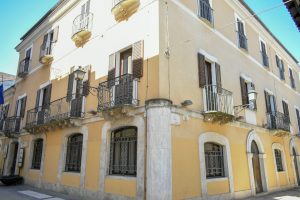 Alla scoperta di Pescara antica, dei suoi grandi artisti e delle sue case-museo.