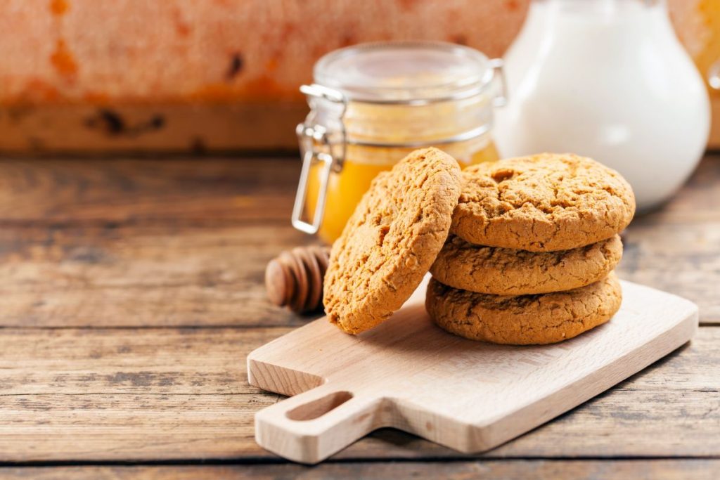 Biscotti al miele, dolcezza e salute in un mini formato 1 biscotti al miele