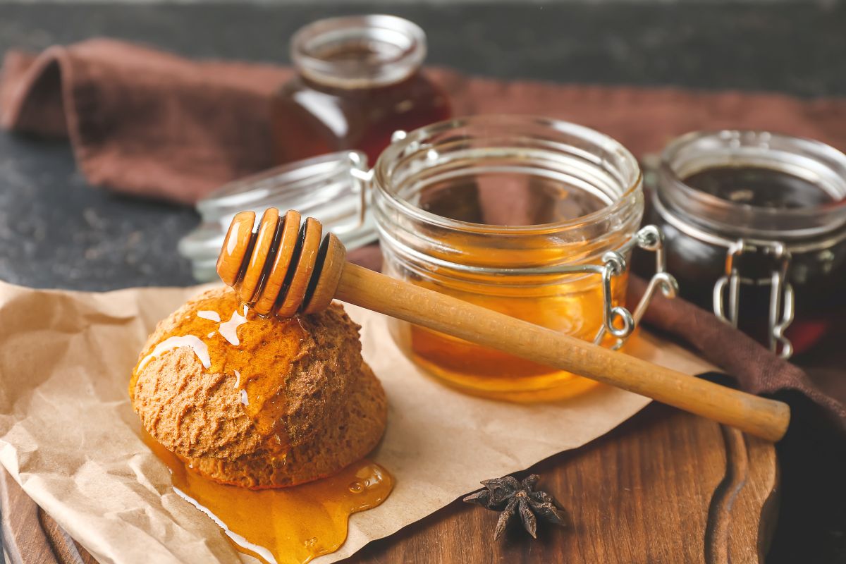 biscotti al miele nelle diete e nei menù