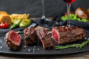 Nutrizione 6 Carni rosse: quali sono, i vari tagli, valori nutrizionali, benefici, come cucinarle e quanta carne mangiare