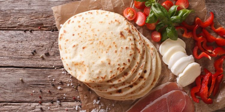 crescia la piada tipica marchigiana