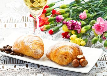 sfogliatelle il dolce tipico di Napoli