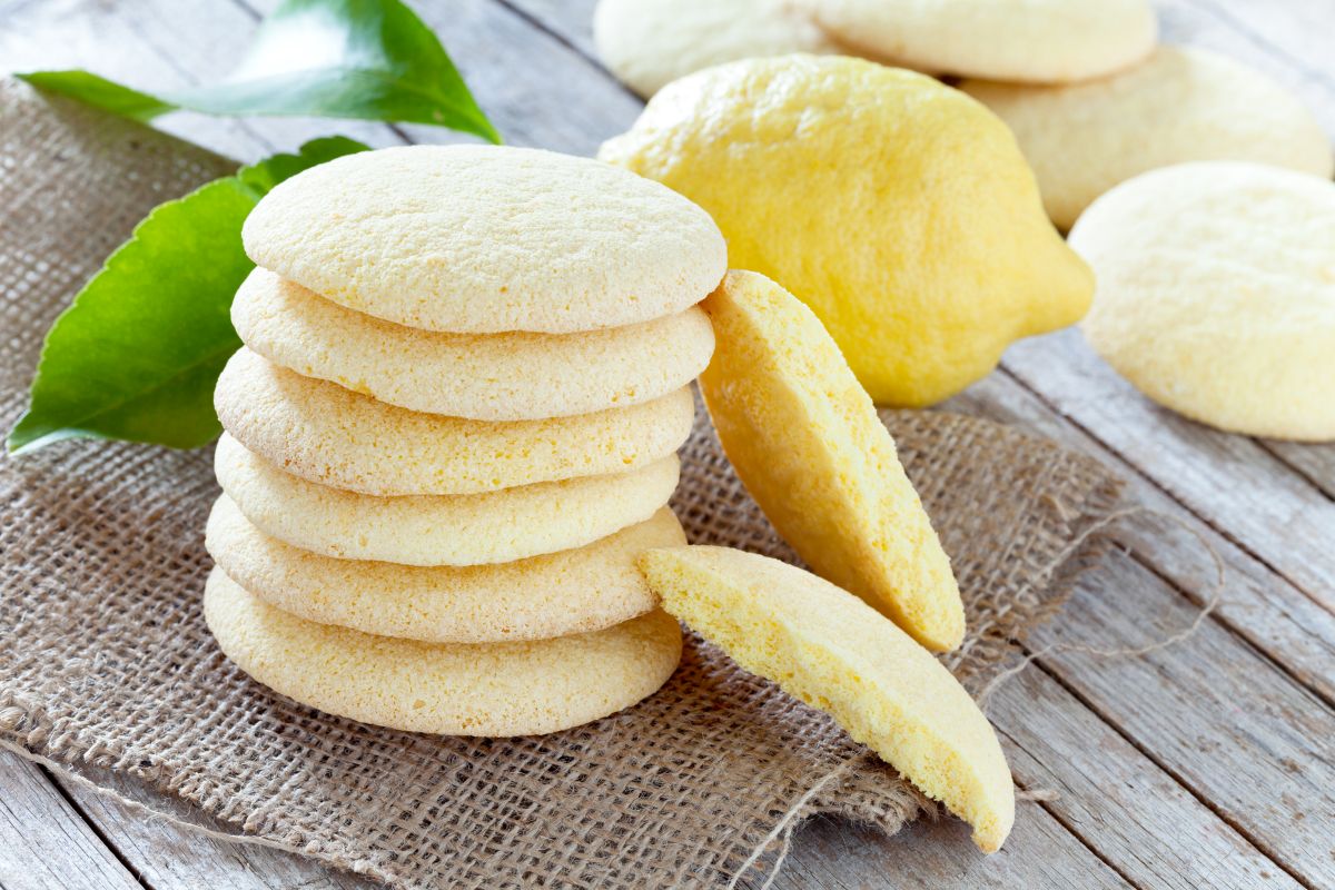 biscotti al limone nelle diete e nei menù