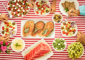 dieta mediterranea: cos'è, cosa mangiare, benefici, esempio di menù da 1500 calorie