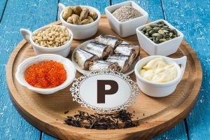 Fosforo: cos’è, a cosa serve, benefici, fabbisogno, alimenti ricchi, conseguenze di una carenza o di un eccesso