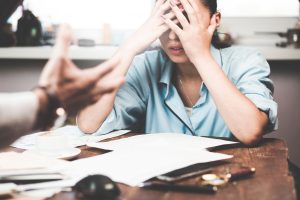 Mobbing: cosa vuole dire, come riconoscerlo, caratteristiche e strategie per difendersi, come uscirne
