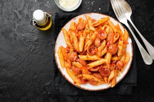 Pasta alla zozzona, un primo romano ricchissimo e goloso