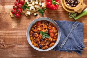 Caponata siciliana: la ricetta tradizionale fatta in casa