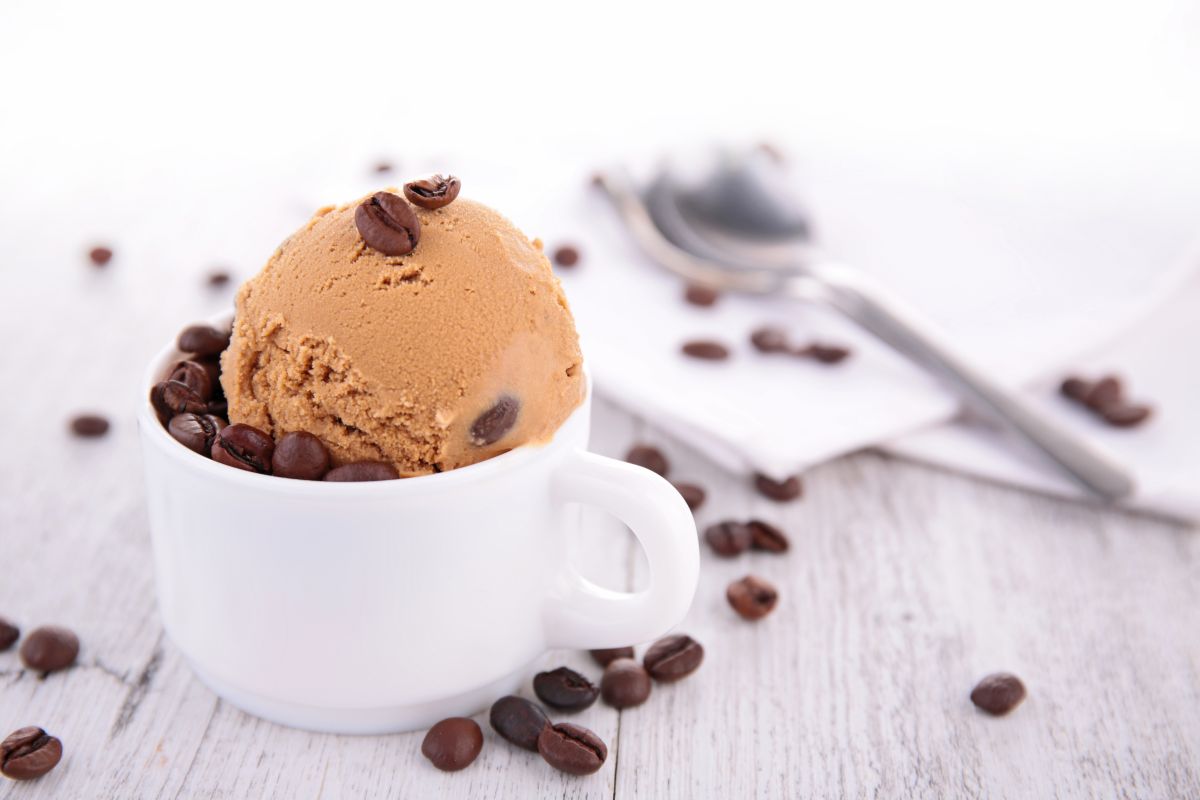 gelato al caffè nelle diete e nei menù