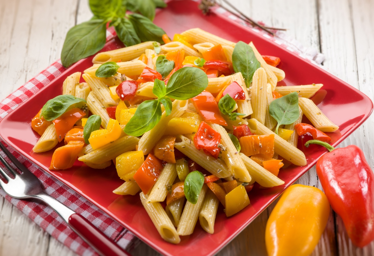 Insalata di kamut con peperoni e tonno: la ricetta