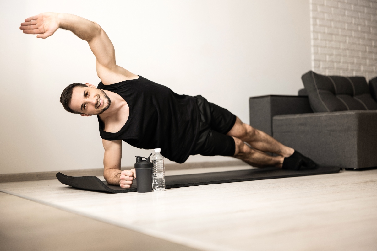 maniglie dell'amore: side plank