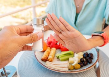 dieta iposodica: che cos'è, come funziona, quando farla, cosa mangiare, menù, controindicazioni