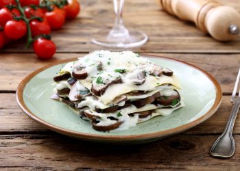 Lasagne ai funghi, un primo vegetariano classico e gustoso