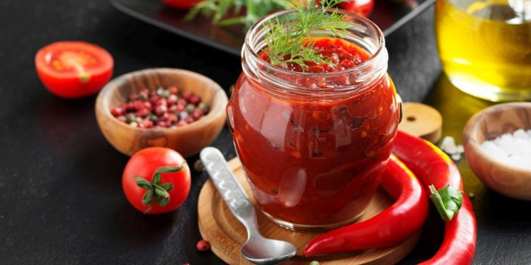 marmellata di peperoncino, dolce e piccante