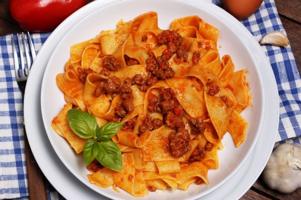Pappardelle al cinghiale: ricetta tradizionale del primo di carne ...