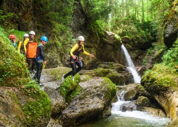 canyoning: che cos'è, benefici, allenamento e abbigliamento