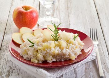 Risotto alle mele un primo delicato e appetitoso