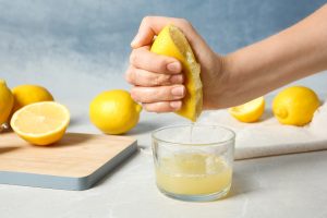 Dieta del limone: cos’è, come funziona, esempio di menù, benefici e controindicazioni