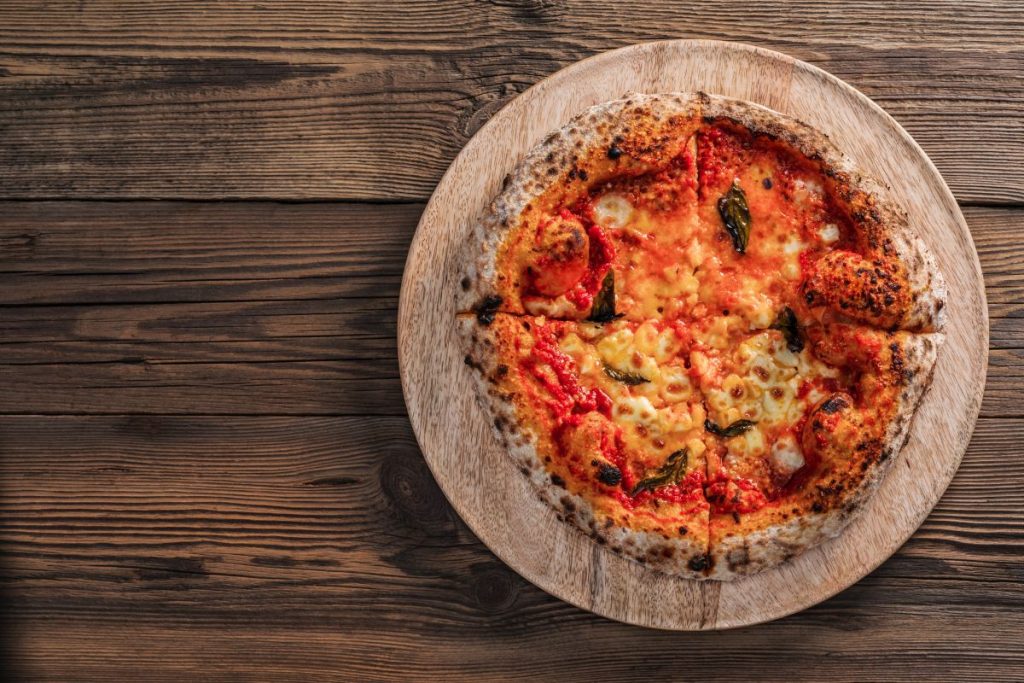 Pizza con lievito madre, come prepararla in casa senza sbagliare 3 pizza con lievito madre ricetta e suggerimenti