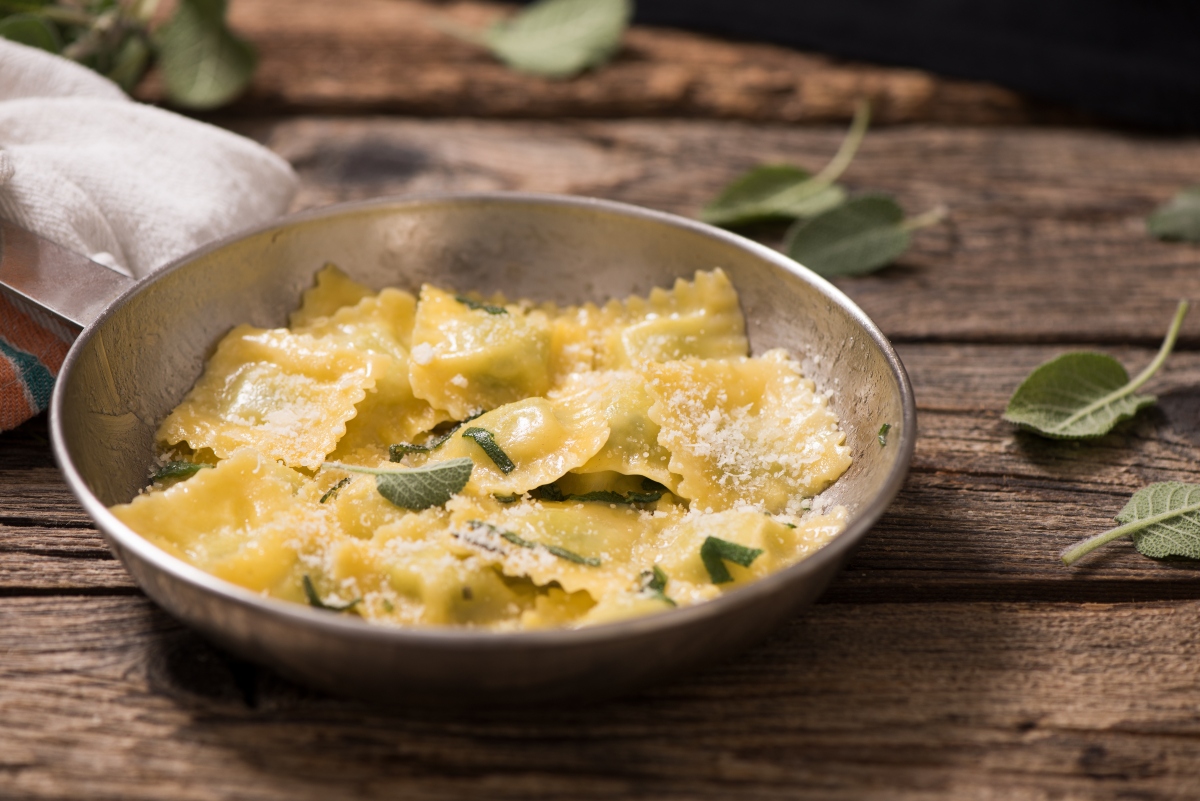 ravioli burro e salvia: la ricetta