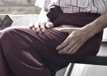 sarcopenia: cos'è, sintomi,cause, soggetti a rischio, diagnosi e prevenzione