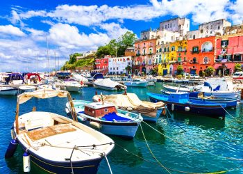 alla scoperta di Procida