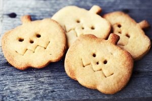 Frollini alla zucca e gocce di cioccolato