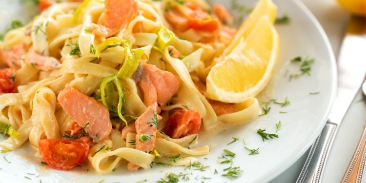 tagliatelle al salmone