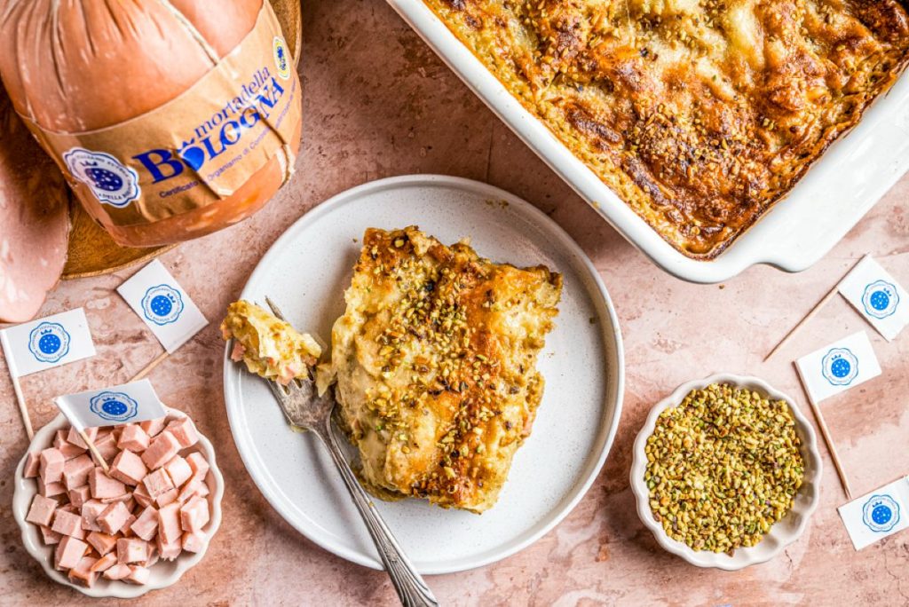 Mortadella che cos'è, valori nutrizionali, benefici, idee ricette