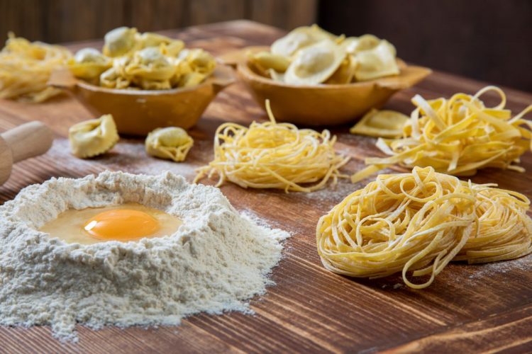 Pasta all'uovo ricetta fatta in casa, usi, consigli