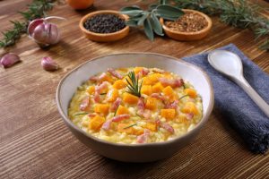 Risotto zucca e pancetta, il primo perfetto per l’autunno
