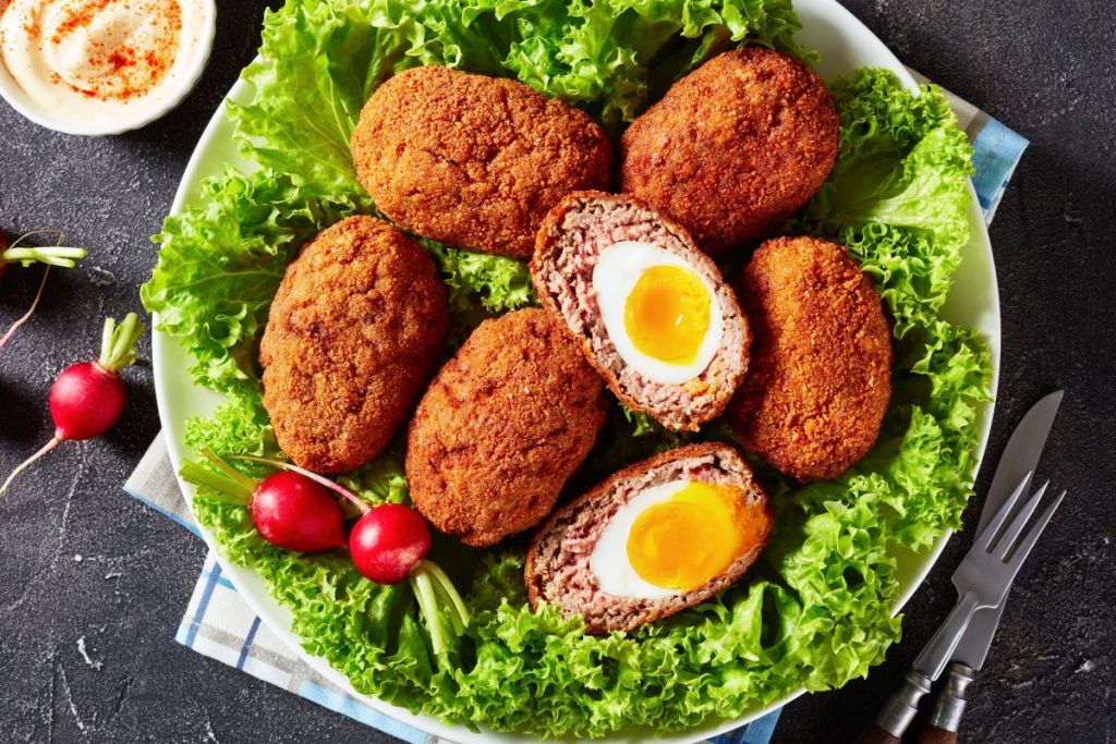 Uova alla scozzese un secondo appetitoso e leggero