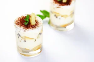 Tiramisù all’ananas, un dessert tradizionale dal tocco esotico