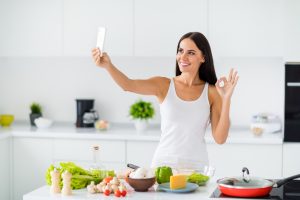 Dieta senza glutine, dieta senza lattosio e dieta panino per vegetariani: scarica l’app per approfittare  dei nuovi servizi di Melarossa