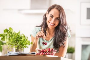 Le ciliegie fanno ingrassare? Scopri se è vero, le calorie e quante mangiarne