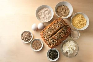 Pane proteico: benefici, ingredienti e la ricetta da fare in casa